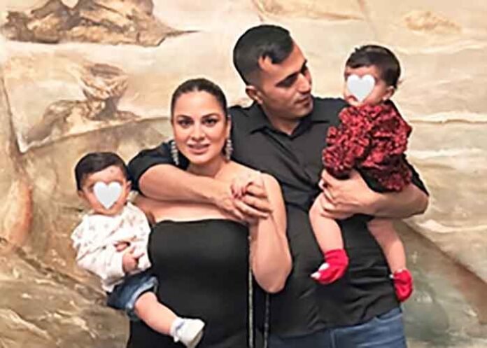 Shraddha Arya Shares Pic