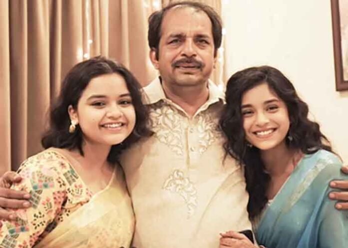 Sumbul Touqeer on tying rakhi to her sister