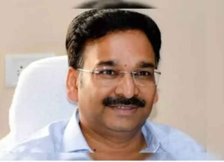 Suspended-IAS-officer-Vinay-Chaubey-granted-bail-in-Jharkhand-liquor-scam