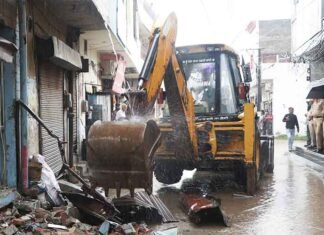 Greater Noida Authority Demolishes Illegal Colony, Reclaims Land Worth Rs 40 Crore Unauthorized Property Demolished in Jalandhar