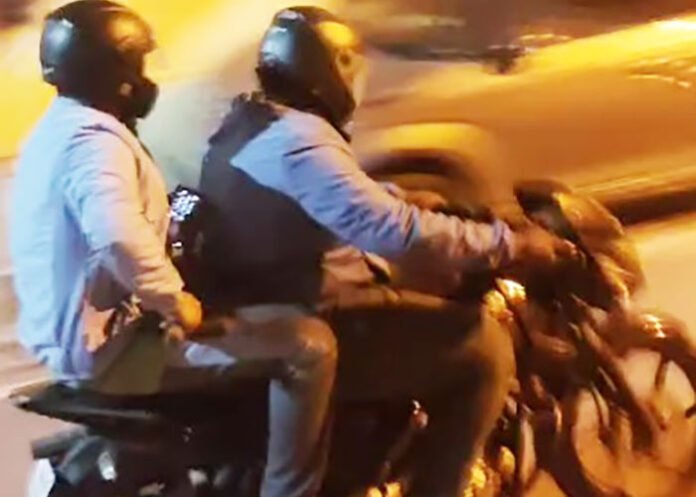 Chain snatchers attack two women in Bengaluru with sword, loot gold jewellery