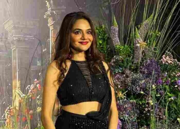 Madhoo walks 110 kms while on a spiritual journey in Spain