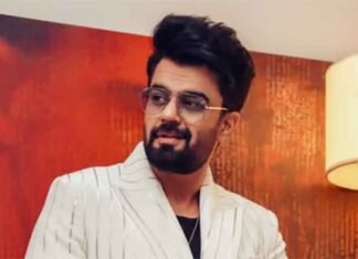 Maniesh Paul tv show hoster