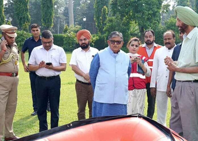 Punjab Guv Gulab Chand Kataria Flags Off 3 Rescue Boats