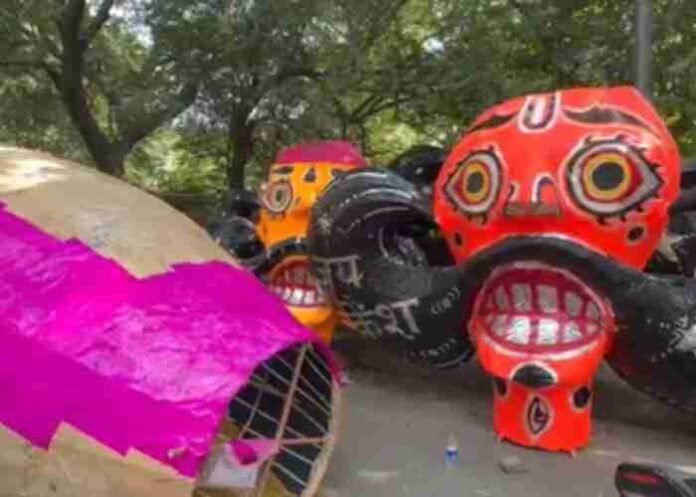 Ravana effigy makers in Delhi get orders from US Canada ahead of Dussehra