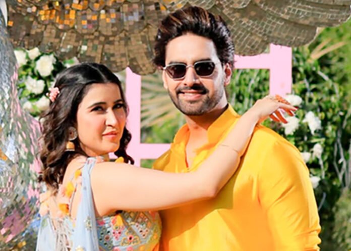 Rohit Purohit and Sheena Bajaj