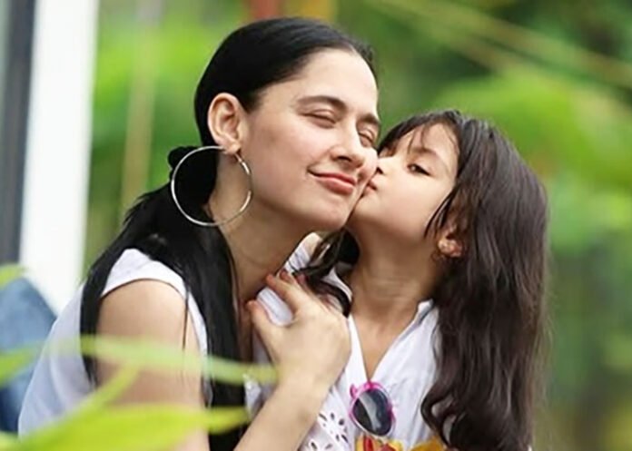 Sanjeeda Shaikh glimpse of her little girl