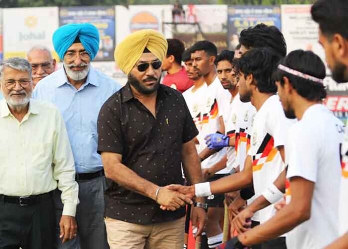 Bharat Petroleum and Indian Navy enter quarter-finals