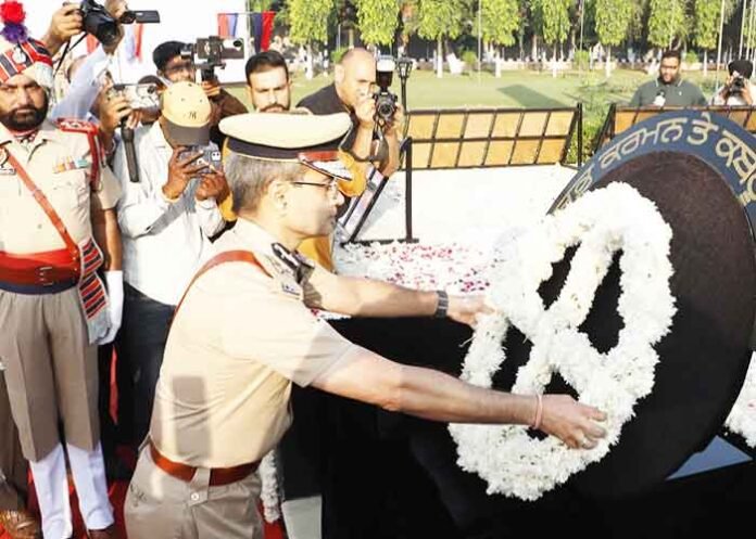 DGP Gaurav Yadav pays tributes to bravehearts