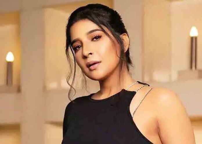 Sakshi Agarwal Actress