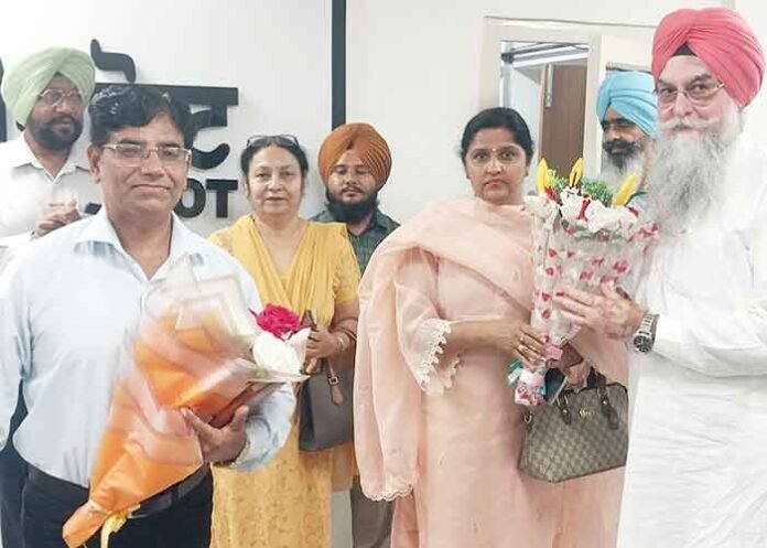 Sandhwan held a state-level online meeting