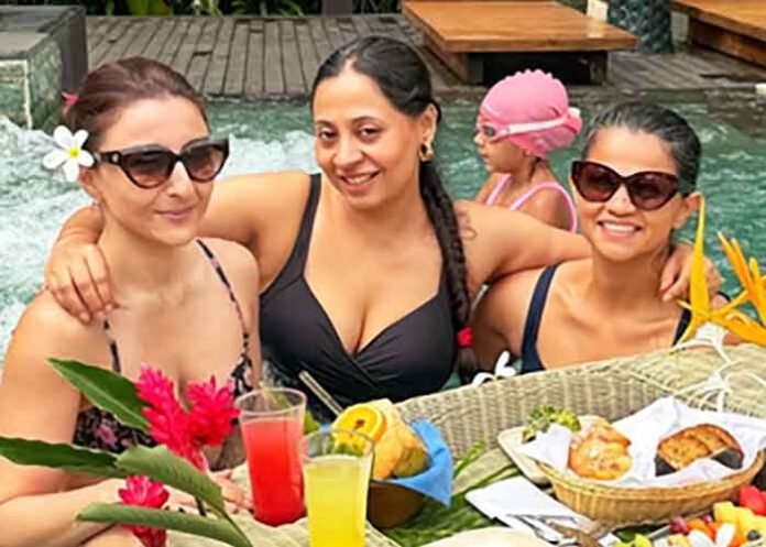 Soha Ali Khan shares moments from her relaxing pool time