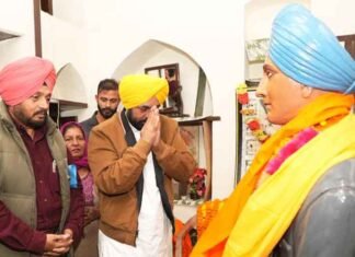 CM Mann Announces Complete Facelift of Shaheed Kartar Singh Sarabha’s Native Village; ₹45.84-Cr Allocated For Holistic Development CM Mann pays tribute to Shaheed Kartar Singh Sarabha