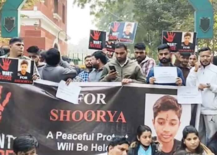 Delhi Student protest outside school