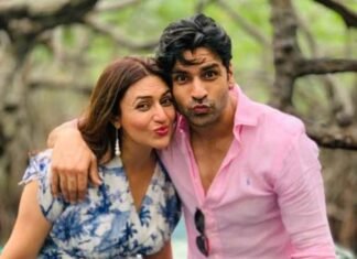 Divyanka Tripathi says ‘you complete me, love’ as hubby Vivek Dahiya turns a year older