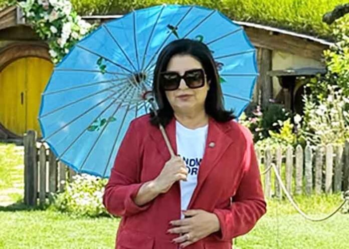 Farah Khan Shares pic