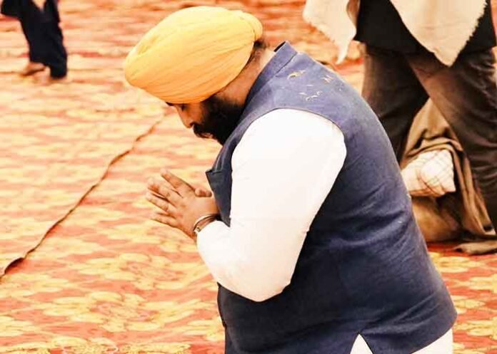 Grand Nagar Kirtan honoring Guru Tegh Bahadur Ji