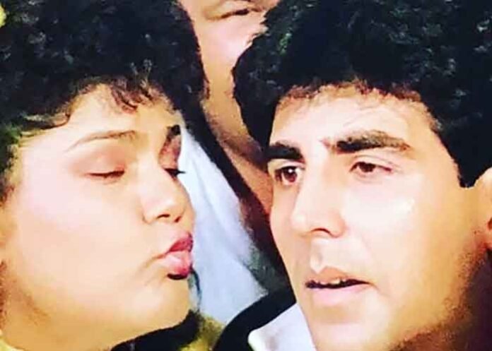 Guddi Maruti popular kiss scene with Akshay Kumar