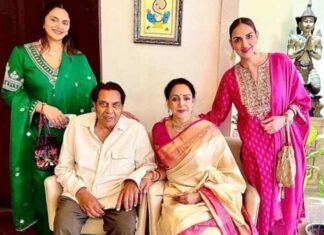 Arun Govil offers tribute to late Dharmendra at prayer meet organised by Hema Malini, Esha Deol in Delhi Hema Malini mourns loving husband Dharmendra