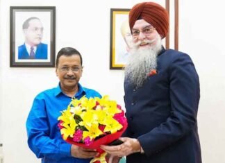 Punjab Speaker Sandhwan Invites Arvind Kejriwal To Attend Special PVS Session at Sri Anandpur Sahib Kultar Singh Sandhwan with Kejriwal