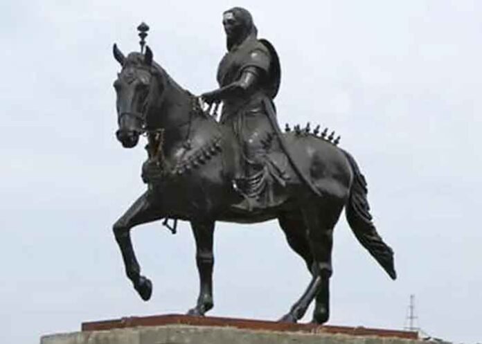 Maharaja Surajmal Statue