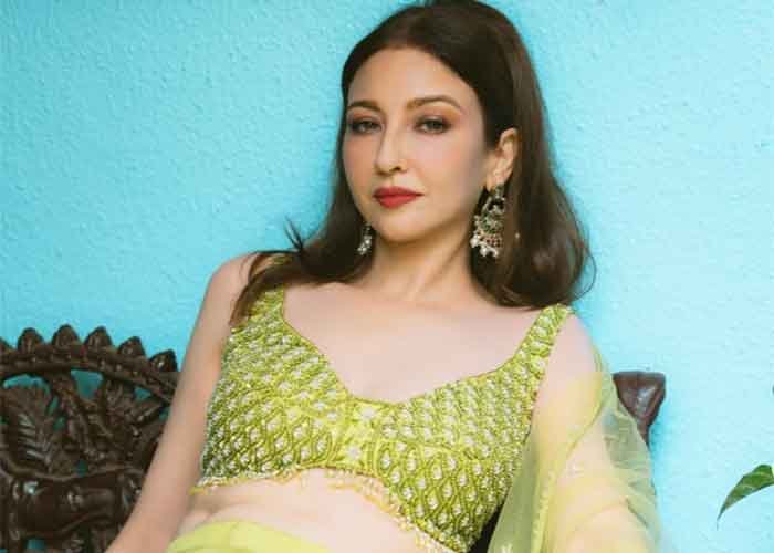 Saumya Tandon Actress 1