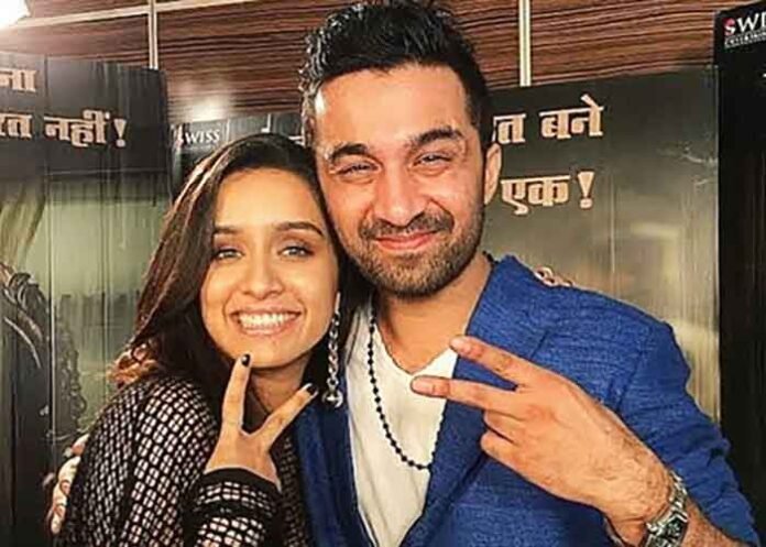 Shraddha-Kapoor-&-Siddhanth-Kapoor