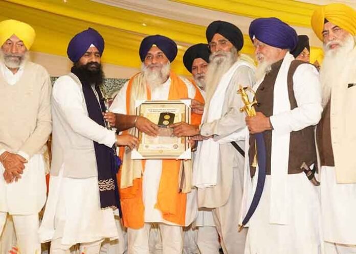 Sukhbir Badal urges Sikhs to unite under SAD