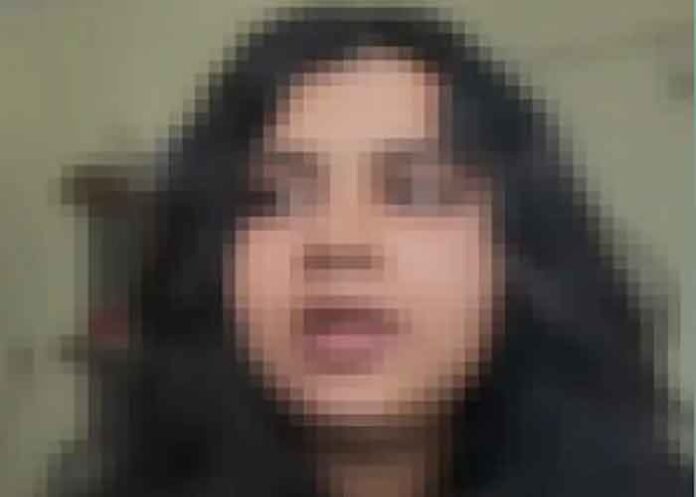 Bengaluru woman confronts harassment in Metro