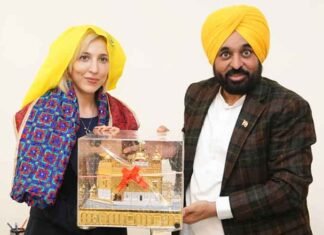 CM Mann meets UK delegation