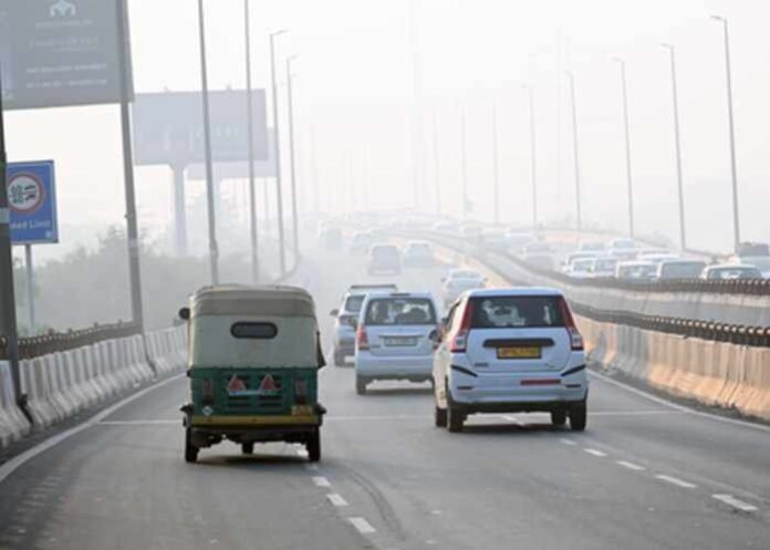 Delhi air quality improves as overall AQI falls to ‘poor’ category (1)