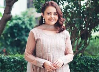 Devoleena Bhattacharjee experiences a cocktail of emotions during the Griha Pravesh of her dream house Devoleena Bhattacharjee Actress 1