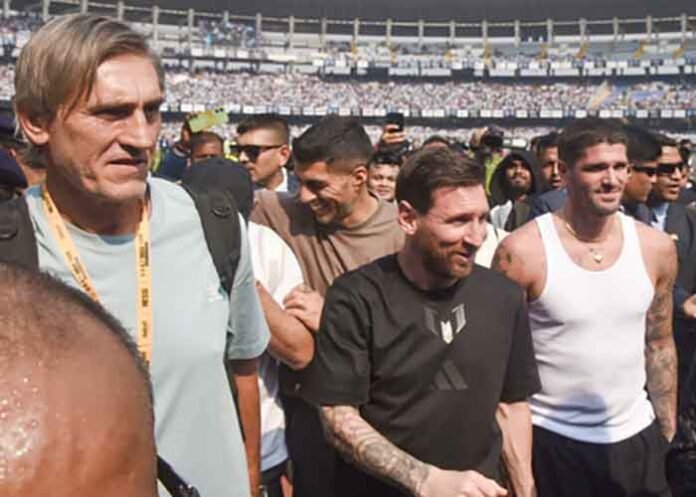 Disappointed-fans-vandalise-Salt-Lake-Stadium-after-Messi-exits-early