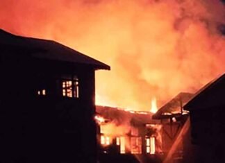 25 killed in massive midnight blaze at popular Goa club Goa club Fire