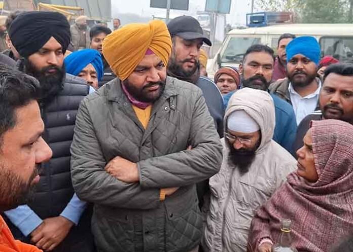 MP Gurjeet Aujla meets Jaintipur protesters