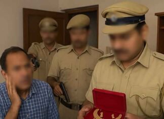Posing as cops, robbers loot jewellery worth Rs 15 lakh from teacher’s home