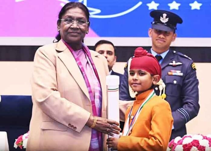 President Murmu Honours Sarvan Singh