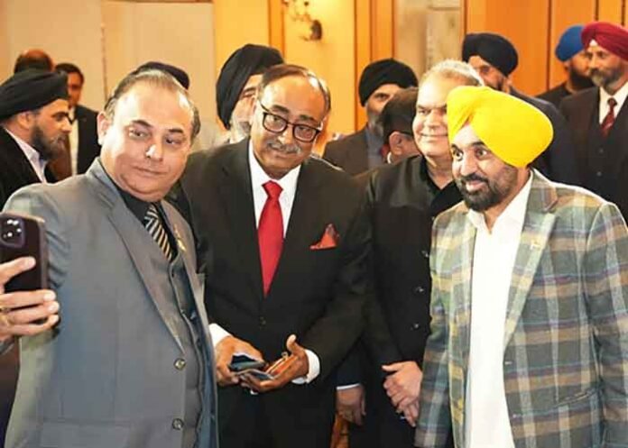 Punjab CM Mann holds Business Roadshow