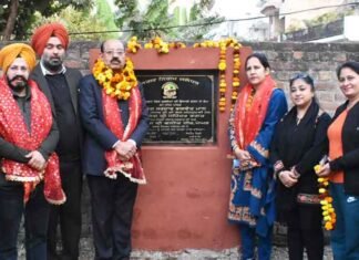 Punjab Minister Mohinder Bhagat lays foundation