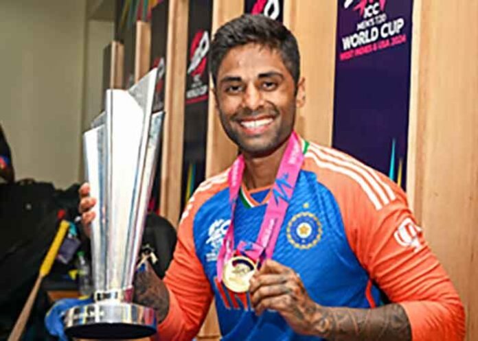 Suryakumar Yadav with T20 World Cup