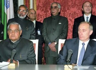 Moscow 2001: Putin was first international leader Narendra Modi met as Gujarat CM Throwback image of PM Modi with Putin