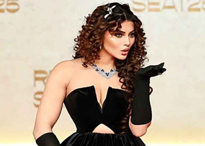 Urvashi Rautela shares pic