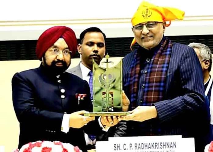 VP CP Radhakrishnan meets Vikramjit Sahney