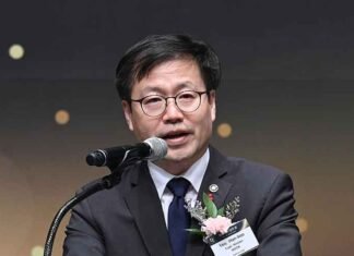 S. Korean trade minister meets new Indian envoy over economic, trade ties