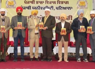 Balbir Singh releases a scholarly book on Guru Tegh Bahadur Ji