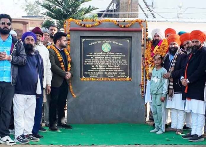 Dy Speaker Rouri Lays Foundation Stone
