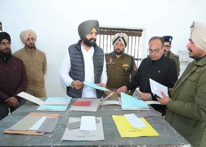 Laljit Singh Bhullar conducts surprise inspections