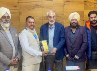 Parul University students engage with Punjab Farmers Commission