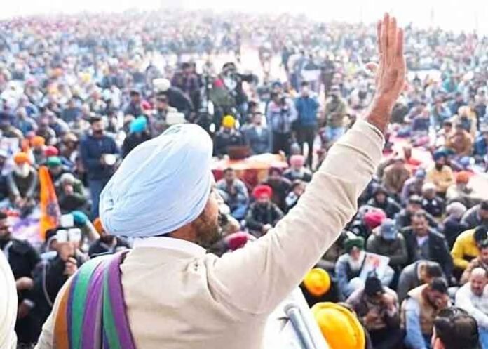 Raja Warring launches MGNREGA Bachao Sangram rally