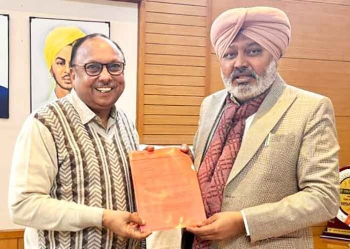 Shri Anil Thakur meet Harpal Cheema